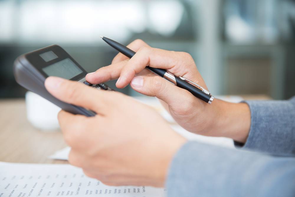 Jak otrzymać premię za założenie konta firmowego?